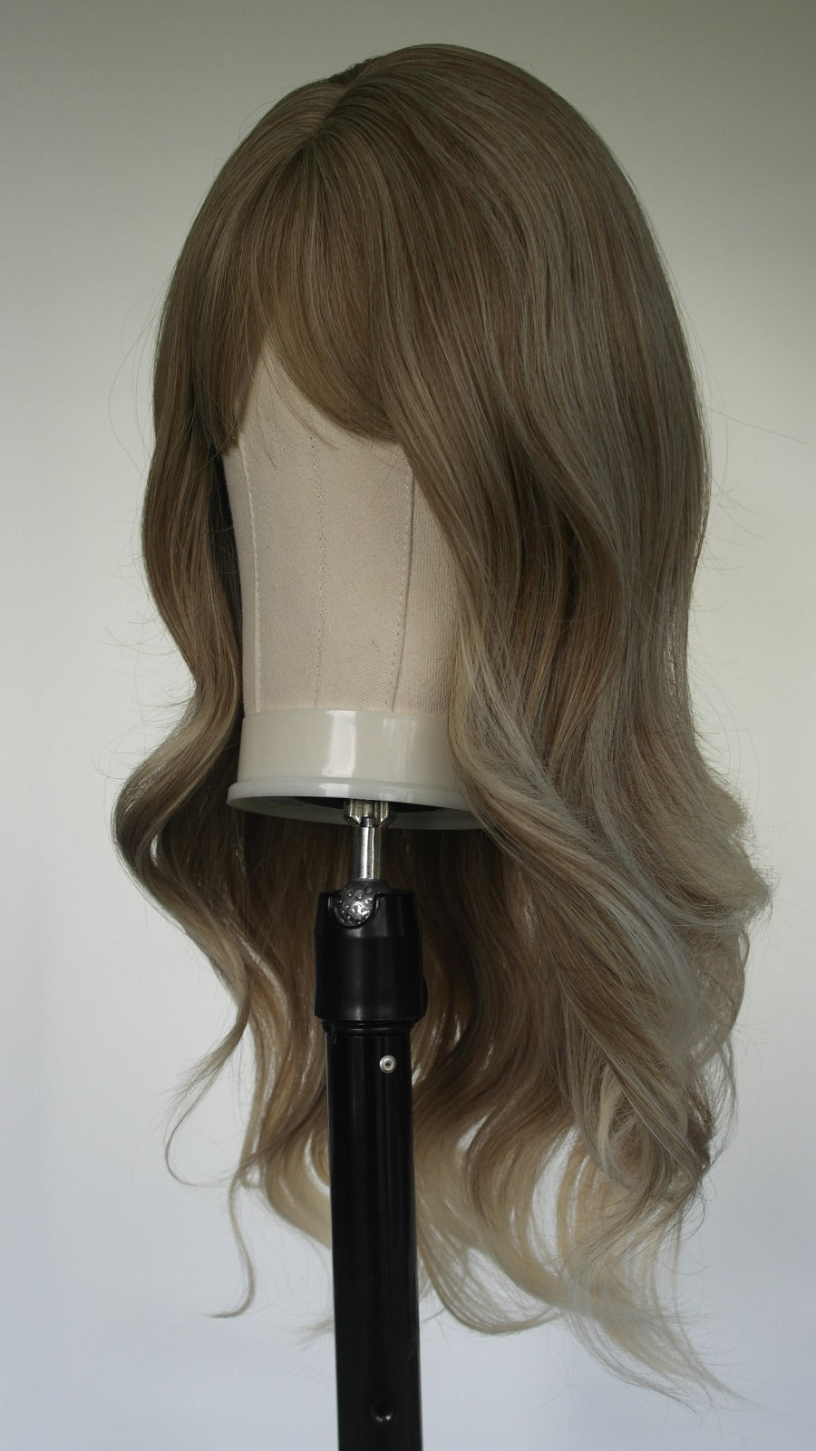 Beige Blonde Fringed Wigs New Zealand