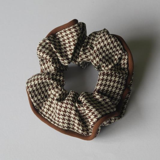 Houndstooth Scrunchie | Brown & Cream Classic Check
