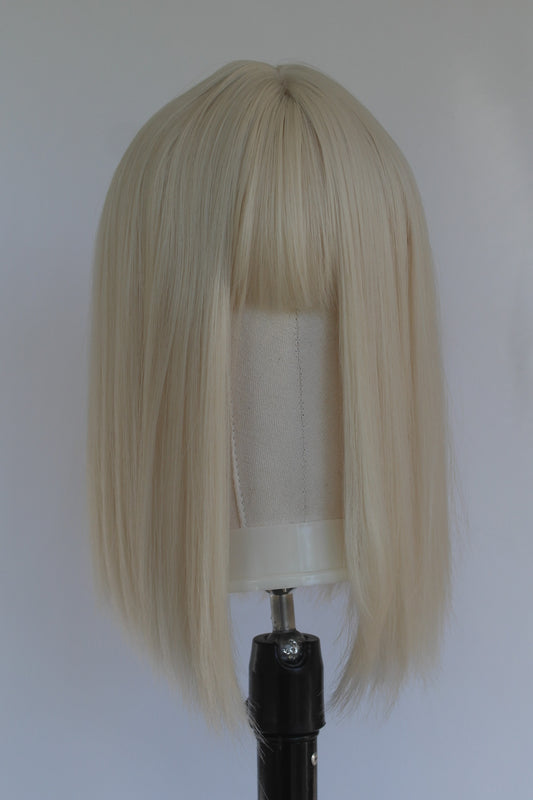 Short Platinum Blonde Fringed Wig