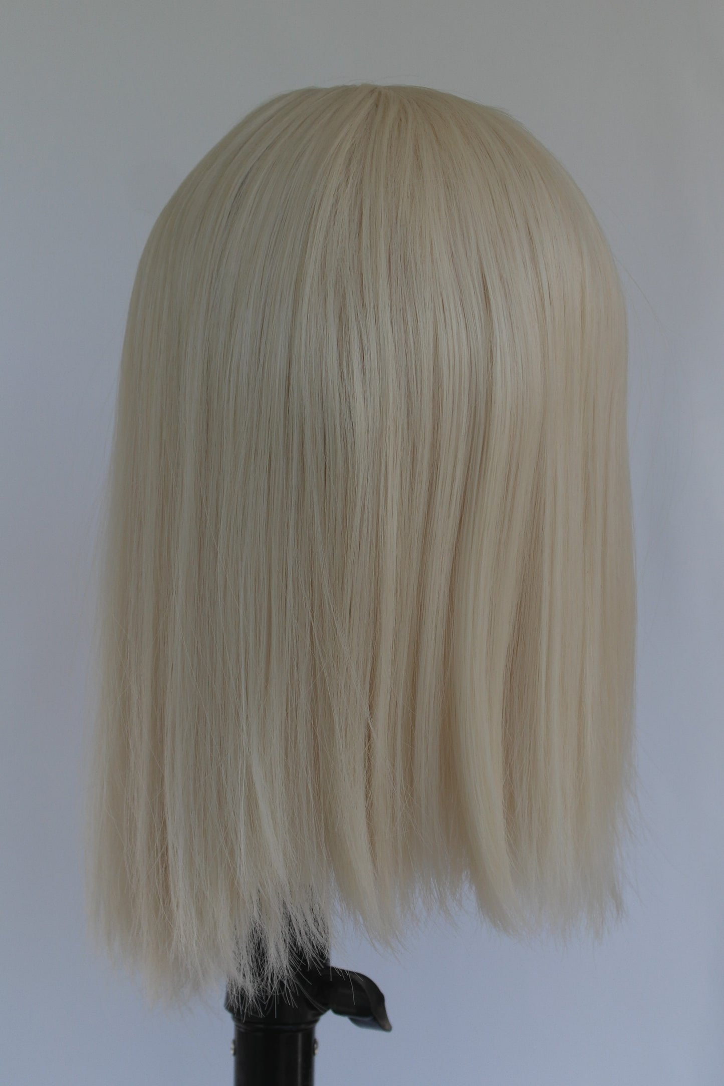 Short Platinum Blonde Fringed Wig